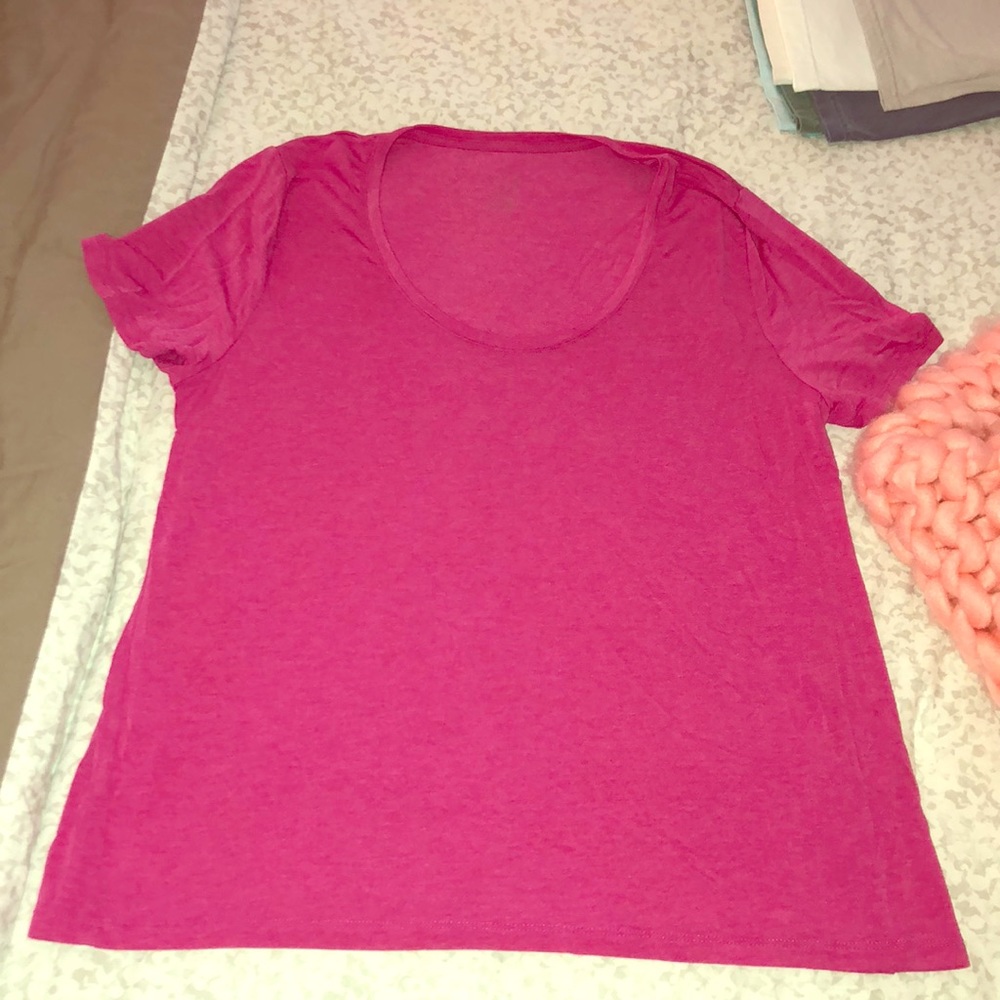 workout shirt